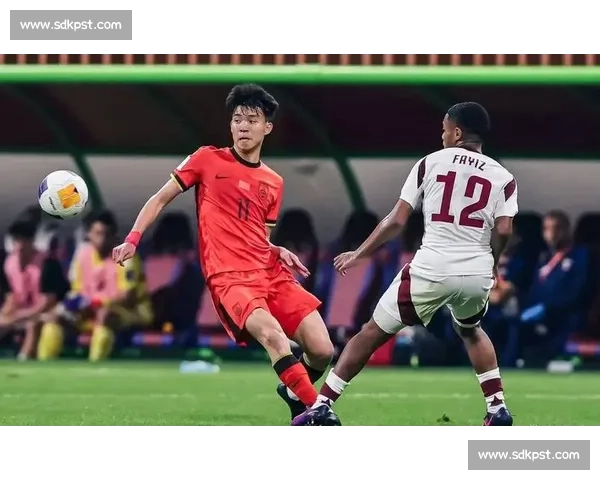 王钰栋挂帅国足东亚杯首秀,00 后新星挑大梁