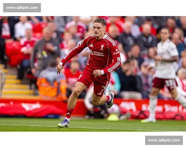 维尔茨登陆英超：罗尔费斯力挺转会决定，新挑战中淬炼世界级中场