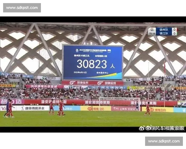 支付宝冠名苏超徐州队 17 岁新星灵动破门登顶五佳球榜首