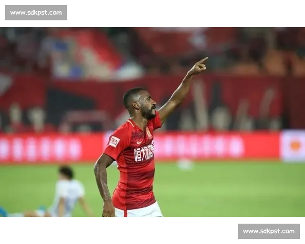 西汉姆 1100 万抢签冈比亚锋霸!曼联切尔西曾追逐,兰斯降级被迫放人 西汉姆 1100 万抢签冈比亚锋霸!曼联切尔西曾追逐,兰斯降级被迫放人