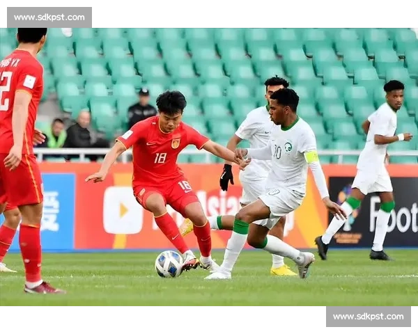 国足东亚杯开启换血新征程！4231 战术革新 + 00 后挑大梁，保级底线暗藏战术试验